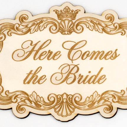 Cartel Aqui Llega la Novia