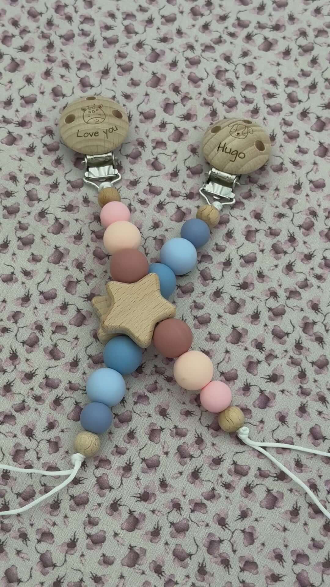 Portaciuccio Personalizzato con Nome in Legno e Silicone
