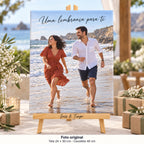 Tela di 24 × 30 cm con foto prematrimoniale di Inês e Tiago e «Uma lembrança para ti», al tavolo dei piccoli doni per gli invitati.